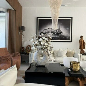 Gran Jarrón Eternity con Magnolias y Madera Flotante