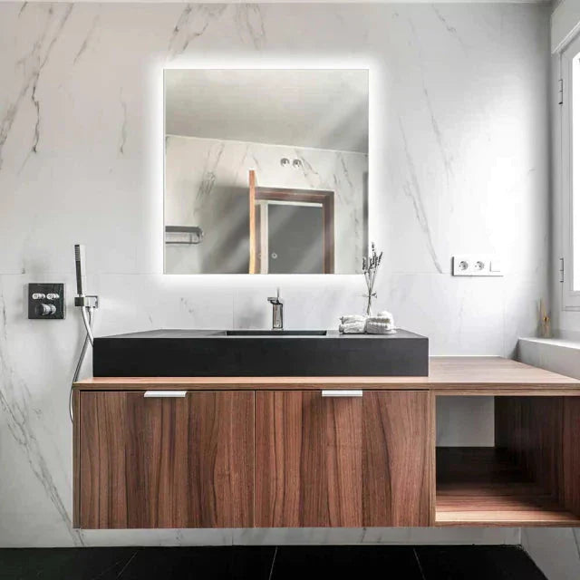 Espejo cuadrado delgado con LED 60 x 60 cm